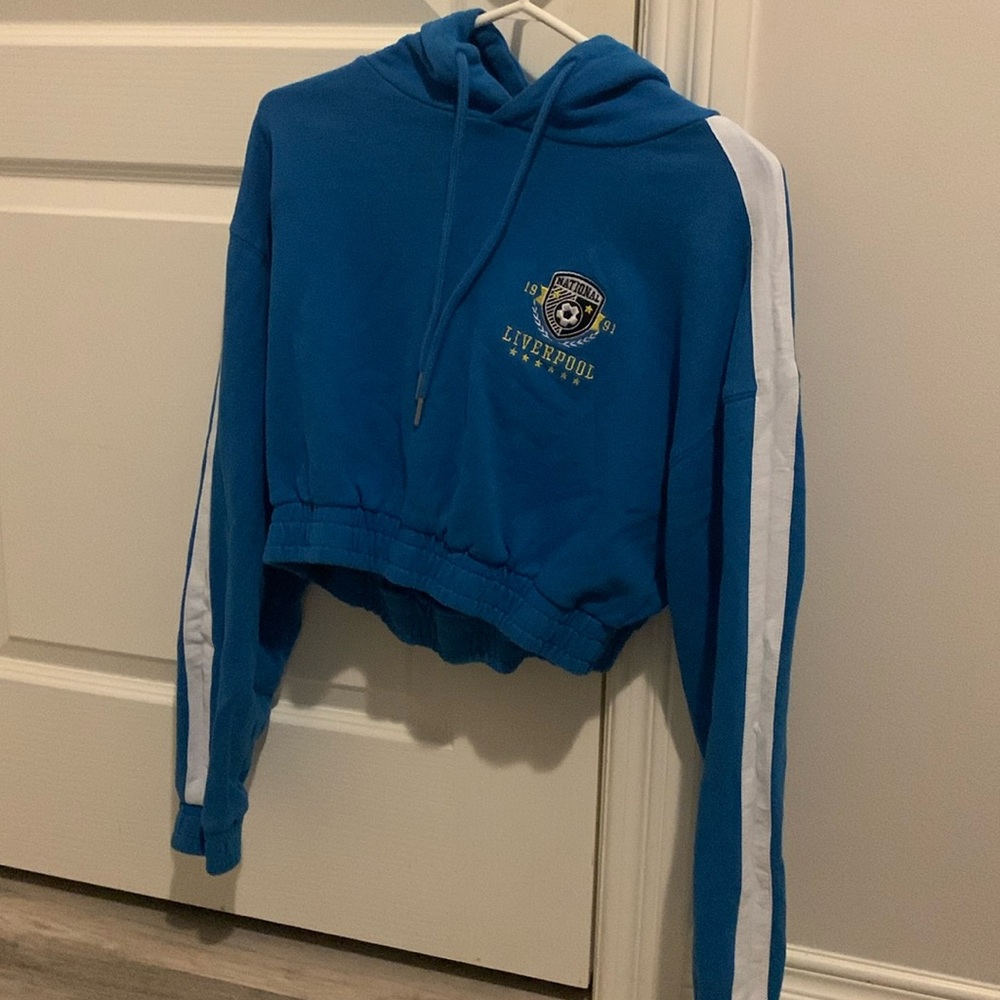 Garage Cropped Hoodie